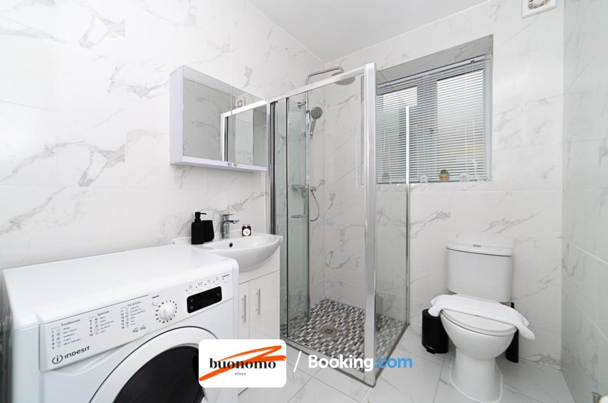 Apartamento Three Bedroom At Buonomo Short Lets & Serviced With Netflix & Games Londres