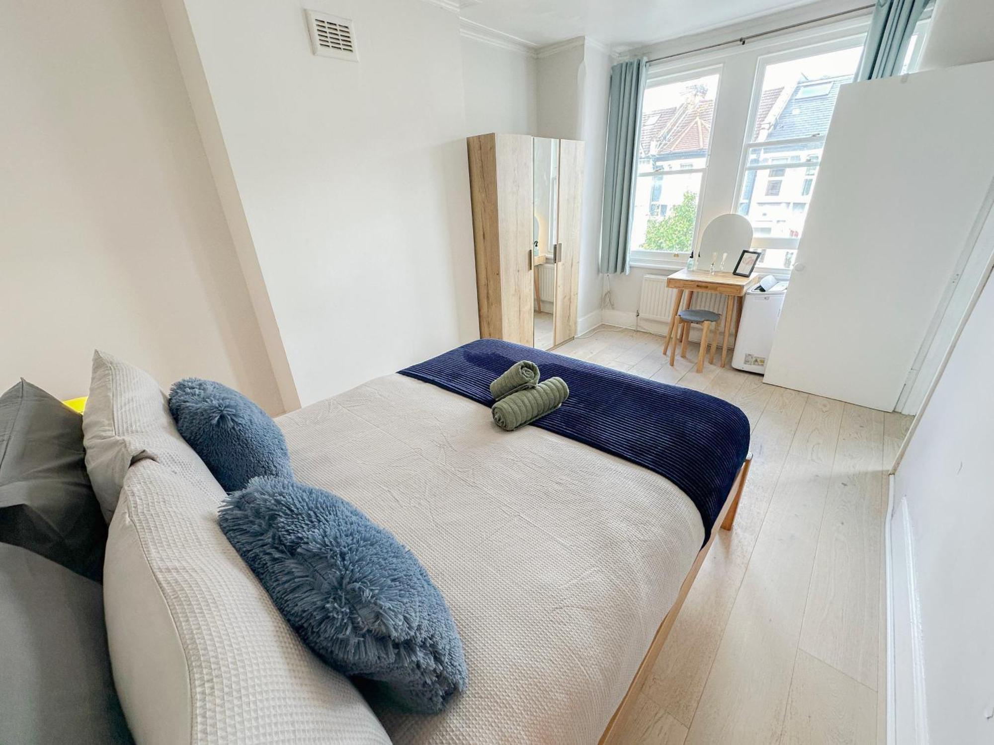 Apartment Stylish 1-bed Flat In Willesden With Private Patio London