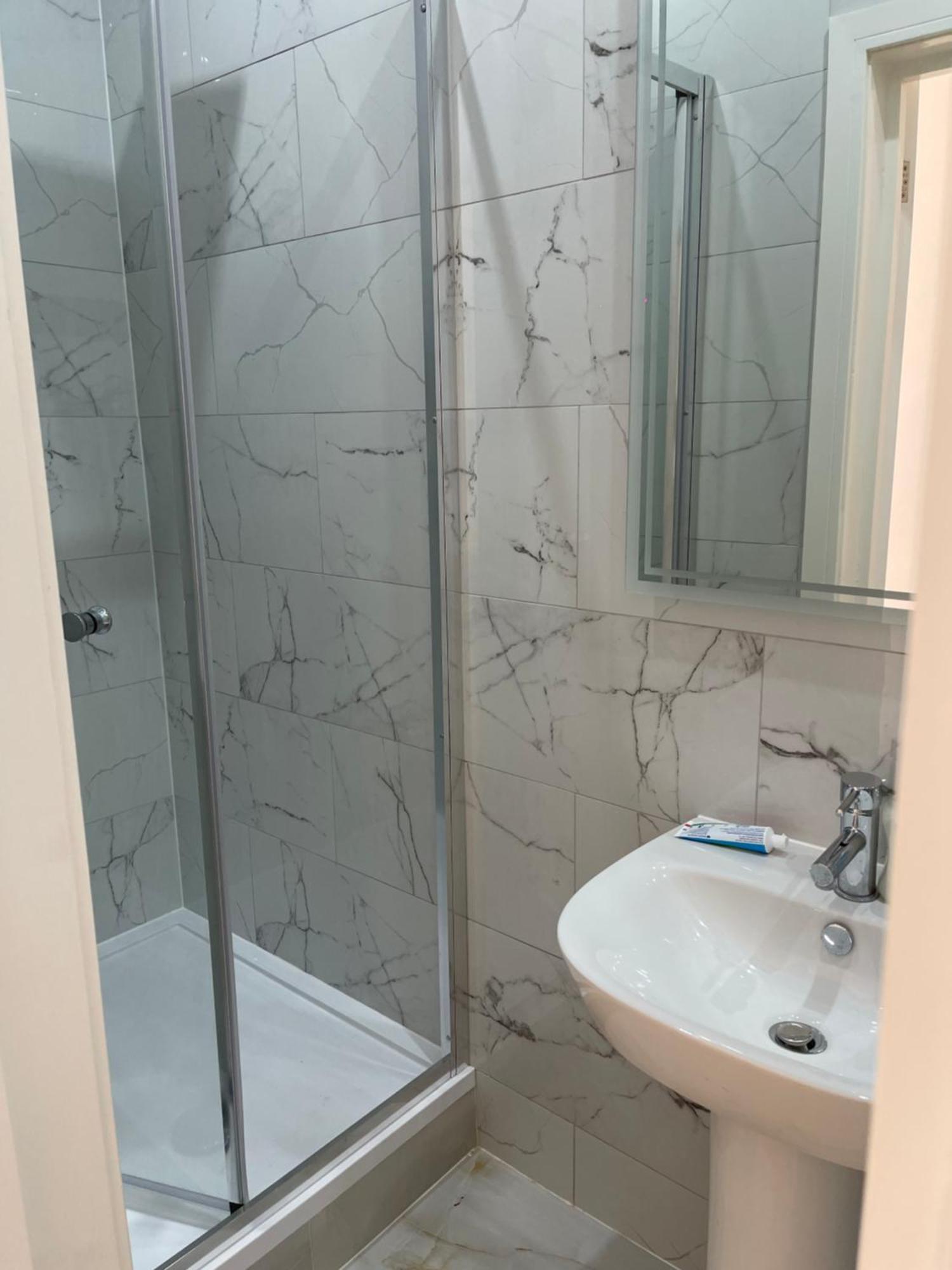 Lonsdale Place Guest house London