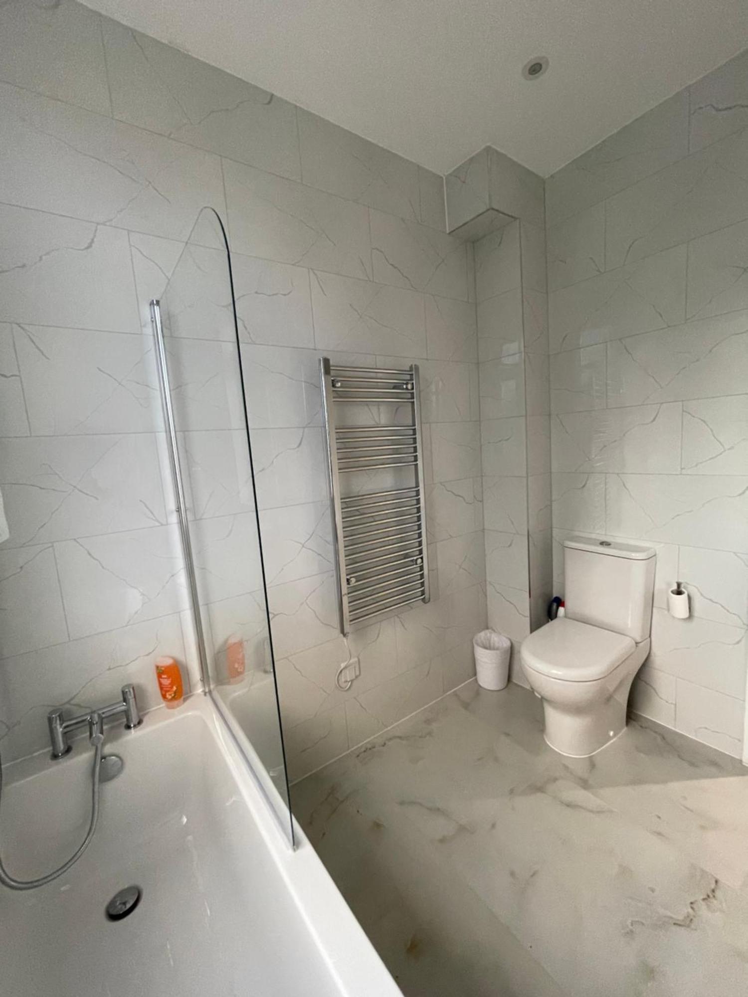 Lonsdale Place Guest house *
