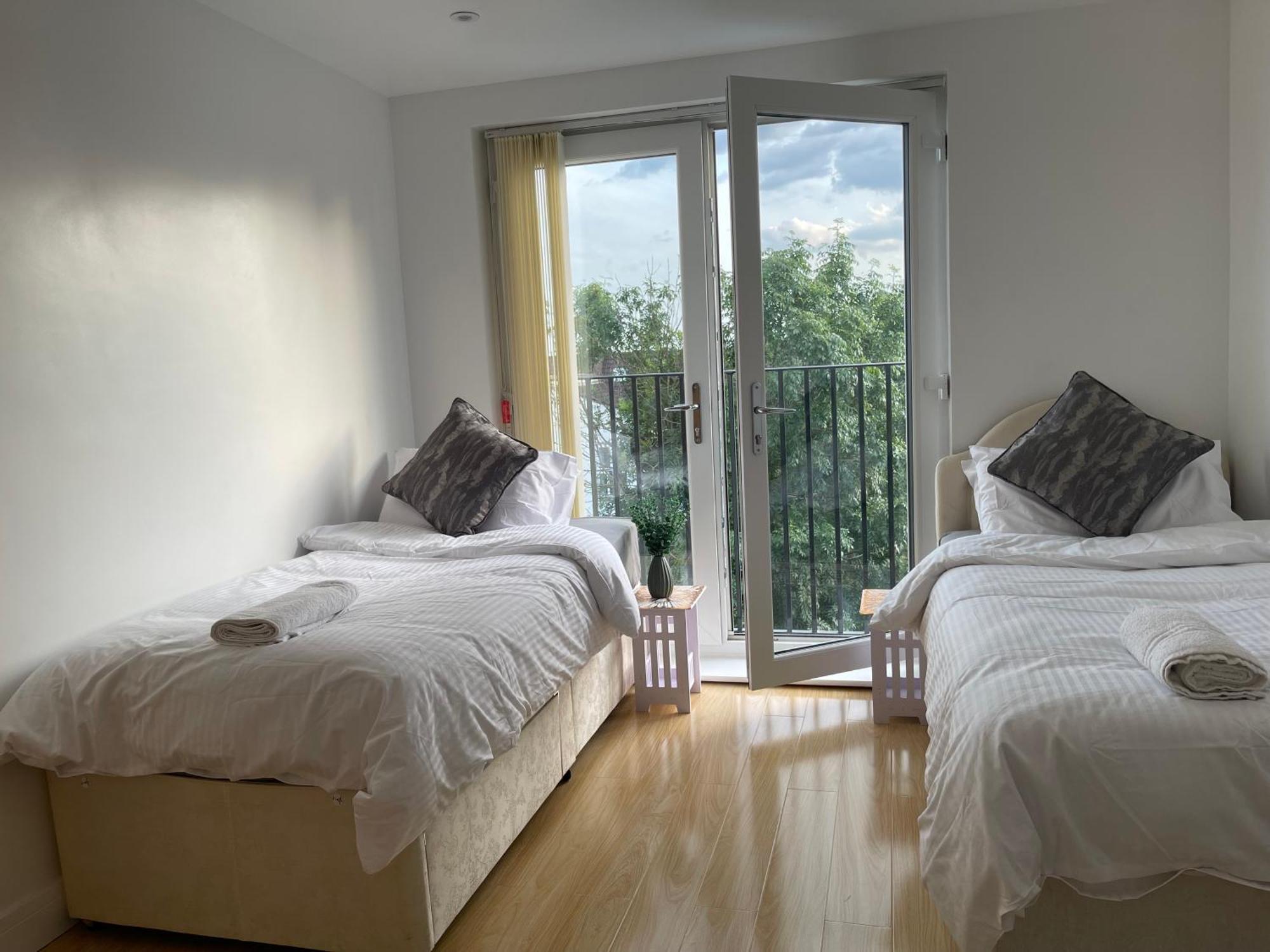 Guest house Lonsdale Place London