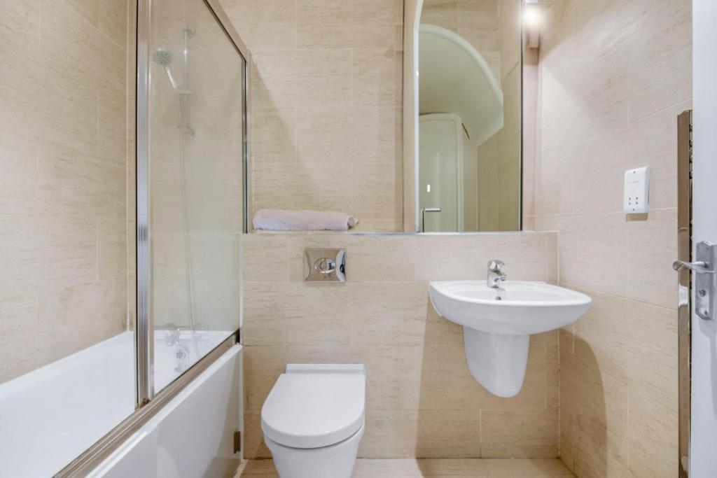 Amazing 2 Bedrooms Near Soho & Covent Garden Appartement *