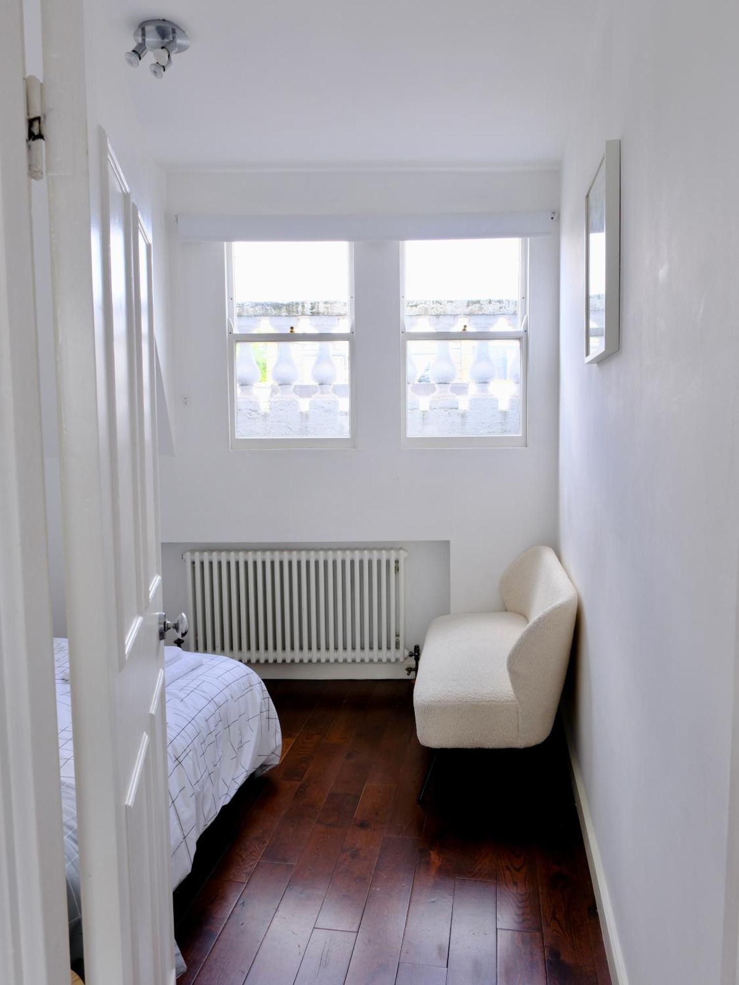 Chelsea Cosy 2 Bedroom Flat With Terrace Apartment *