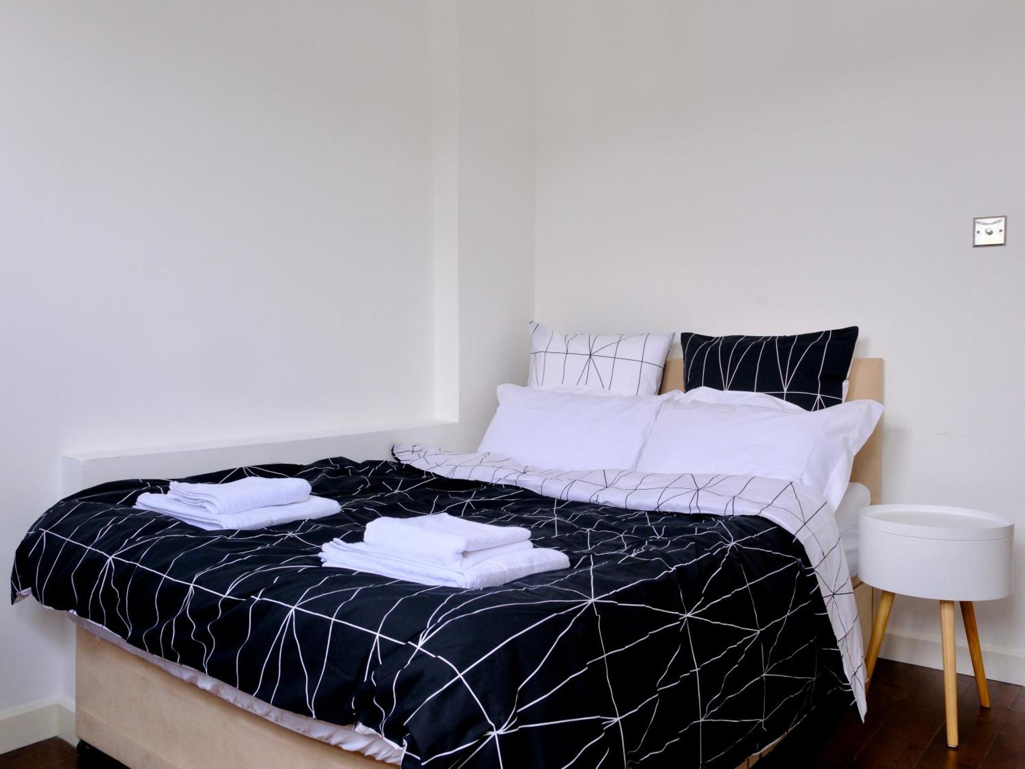 Chelsea Cosy 2 Bedroom Flat With Terrace Apartment