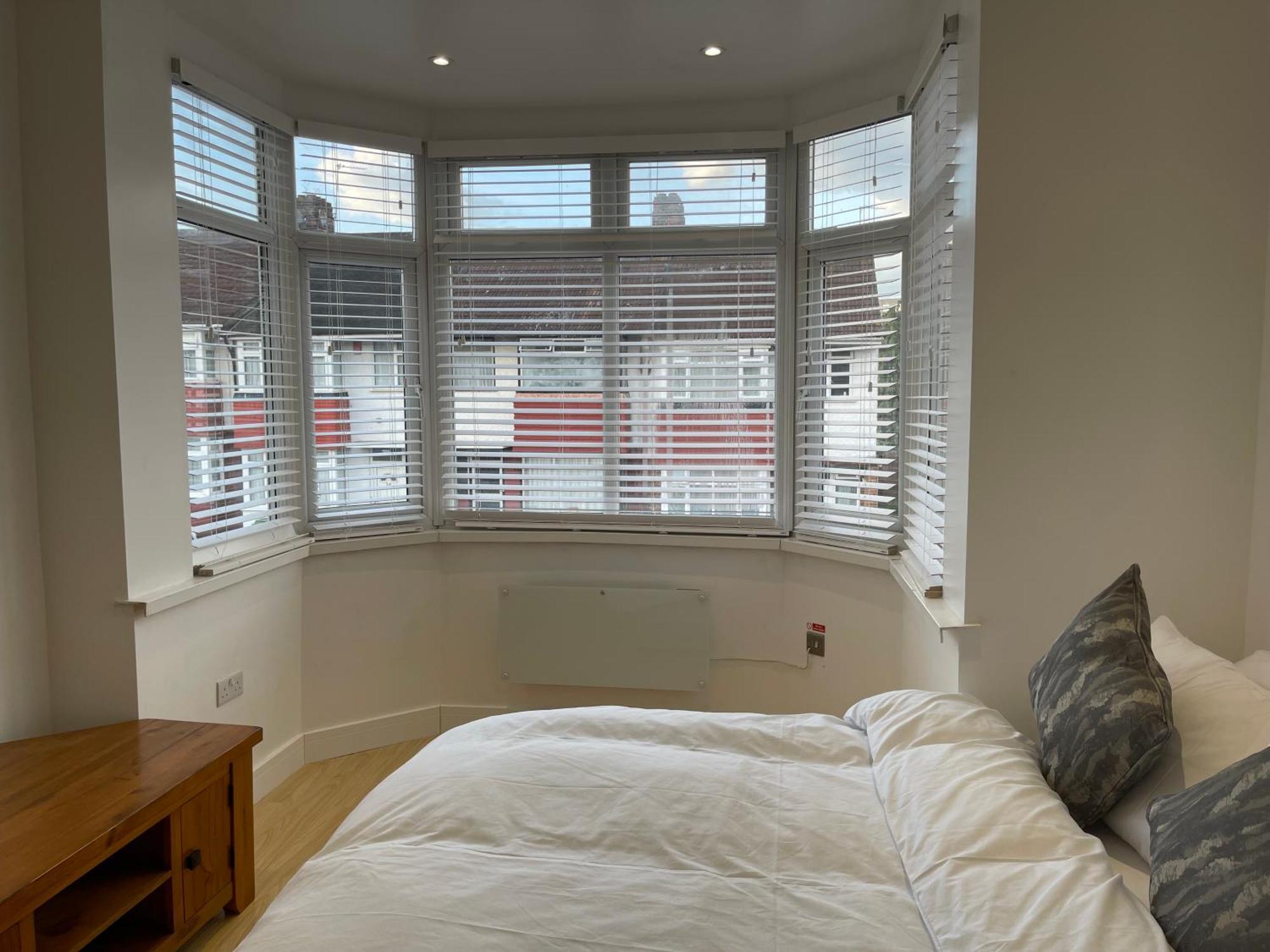 Lonsdale Place Guest house