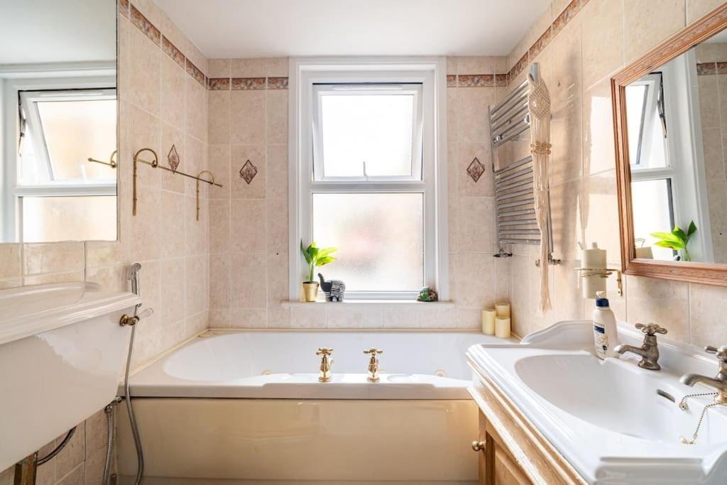 Central Shared Flat Apartment