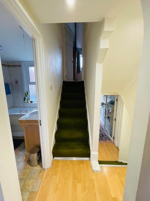 Central Shared Flat Apartment *