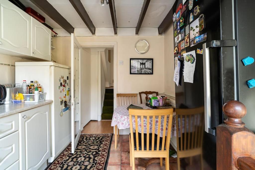 Central Shared Flat