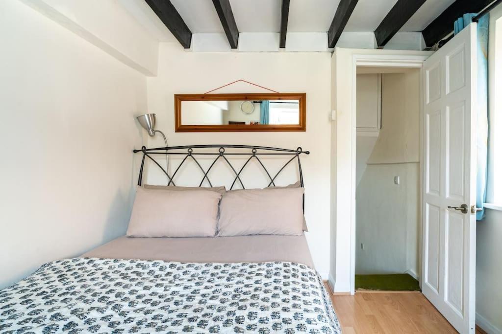 Central Shared Flat Apartment London