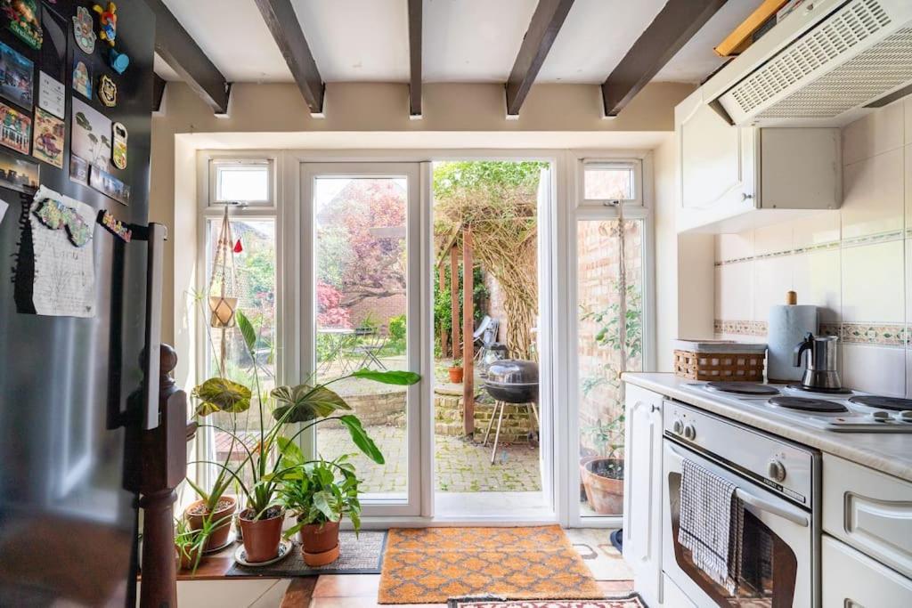 Apartment Central Shared Flat London