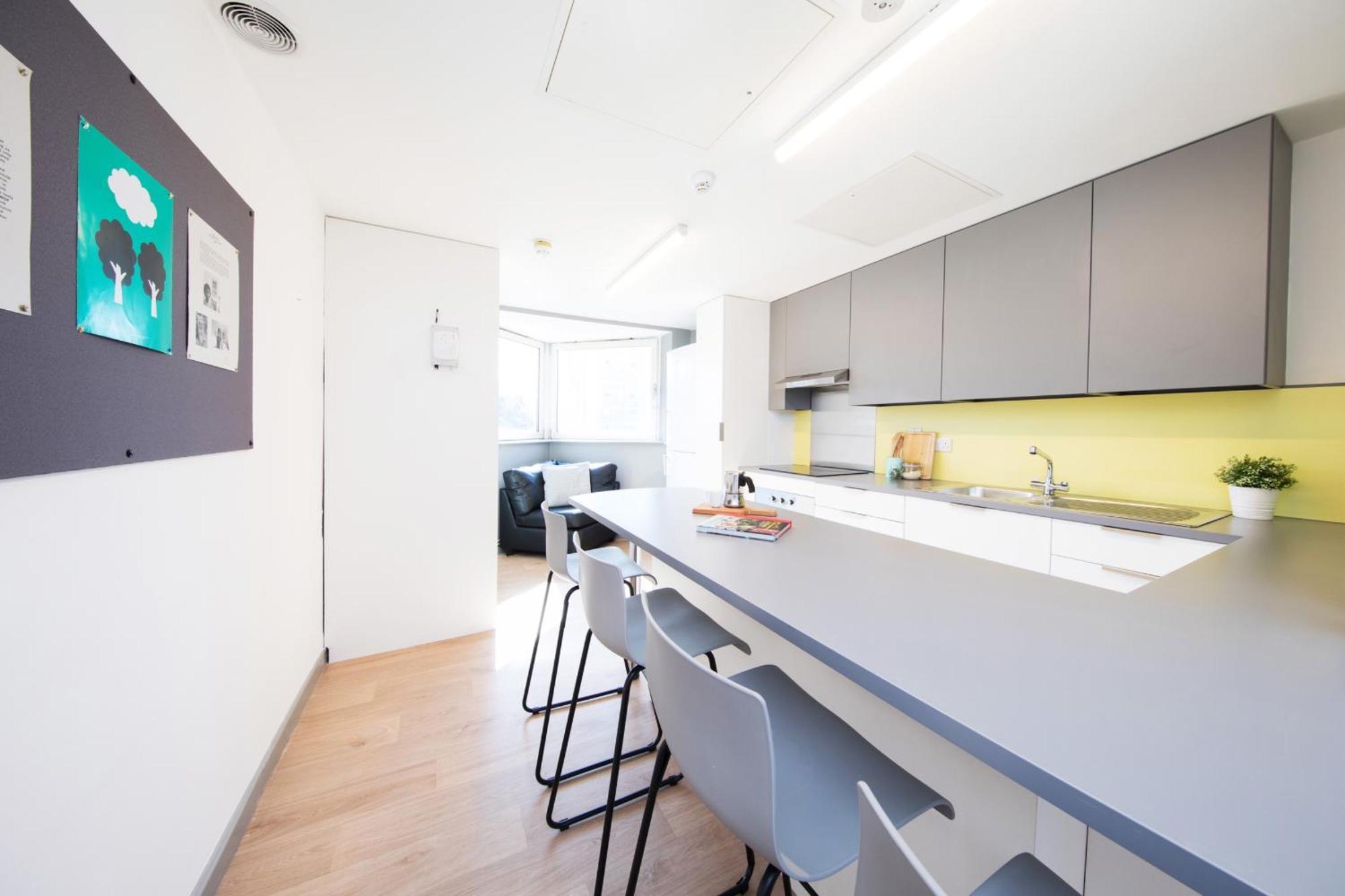 Homestay Student Only, Ensuite In A At