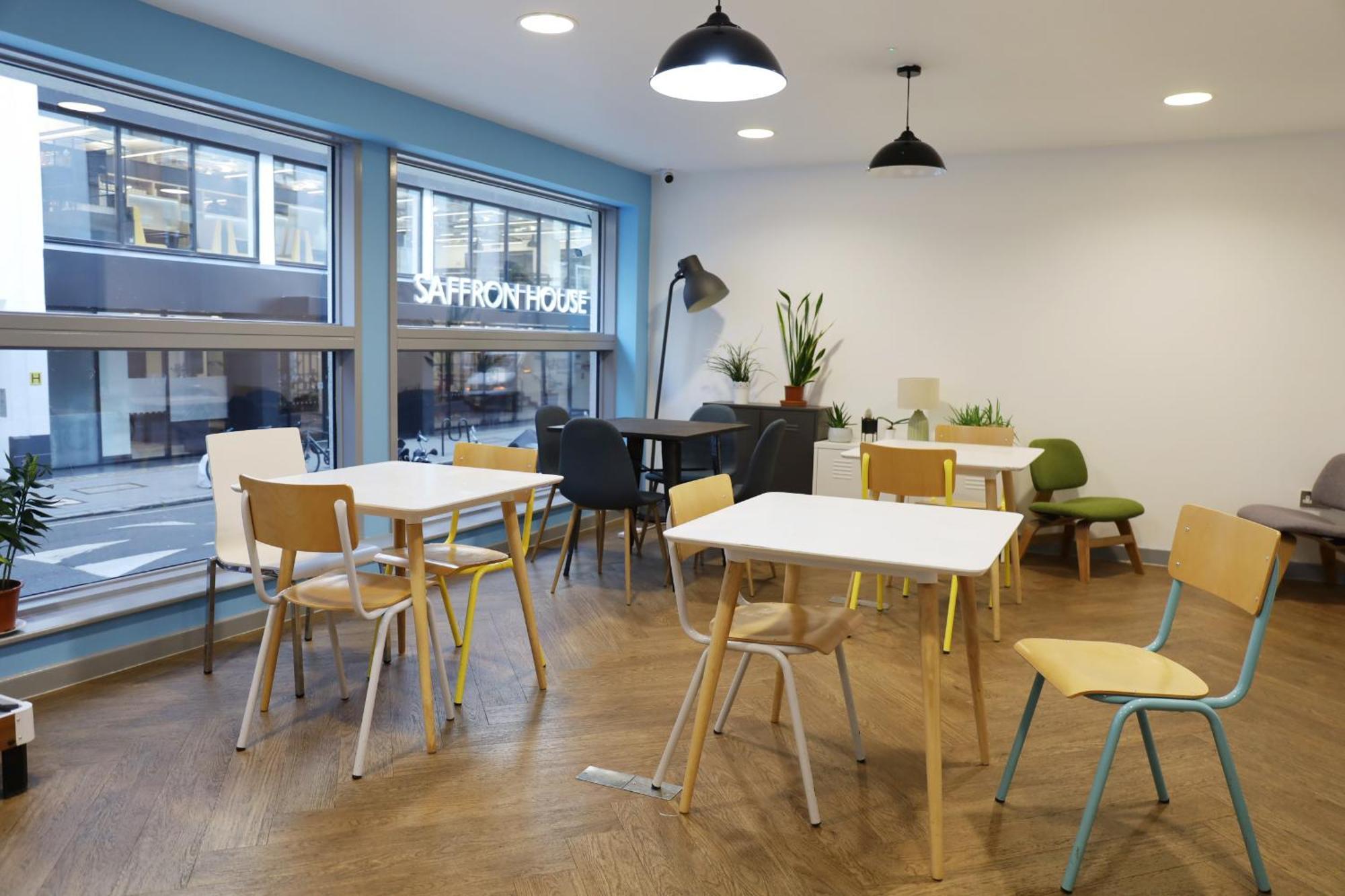 Student Only, At Kirby, Accommodatie bij particulieren *
