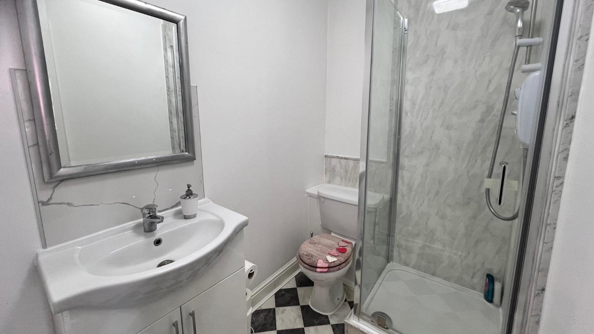 Apartment Lovely On Finchley Road