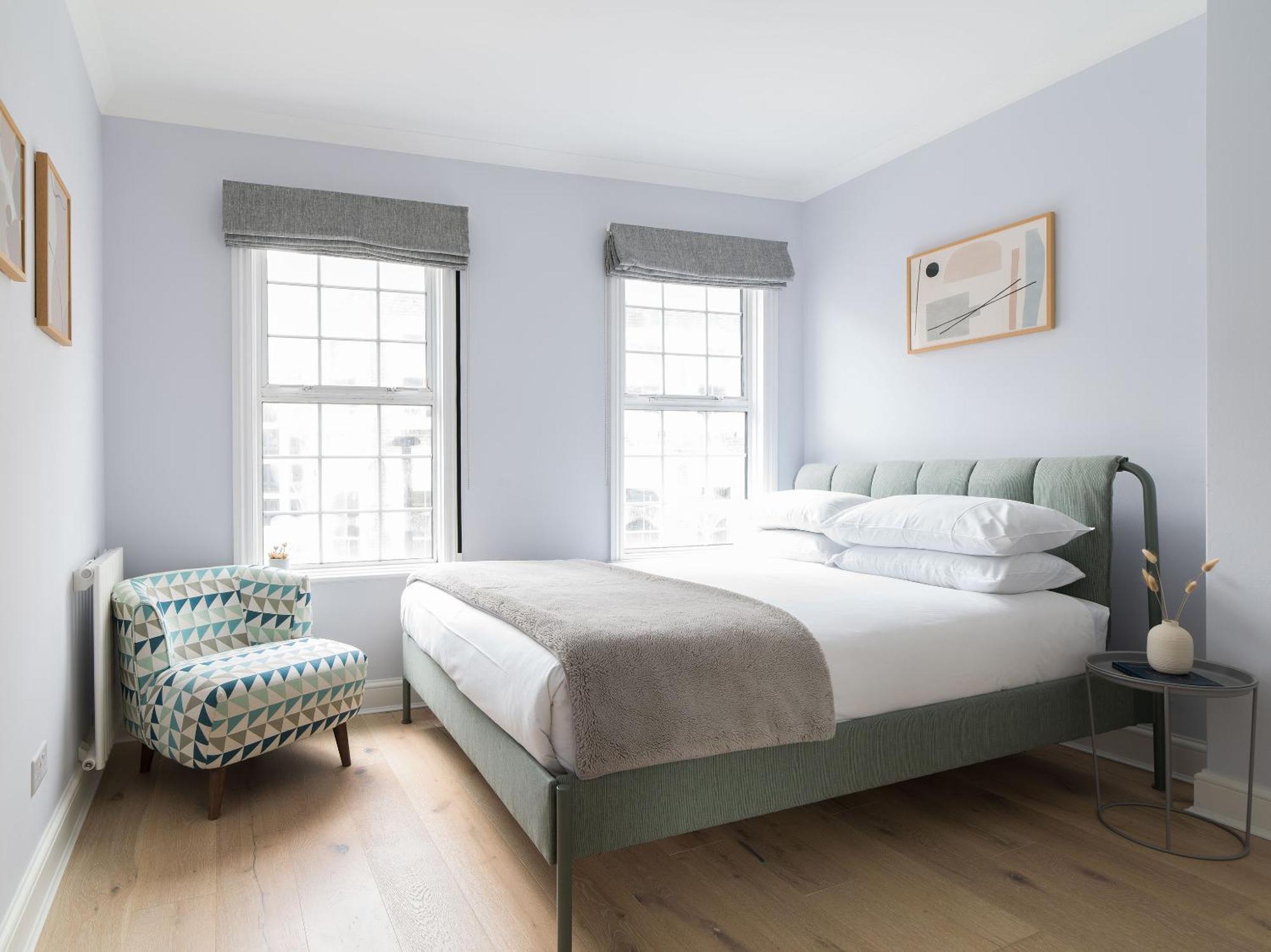 West End, Drury Lane, Modern 3 Bedroom Apt *