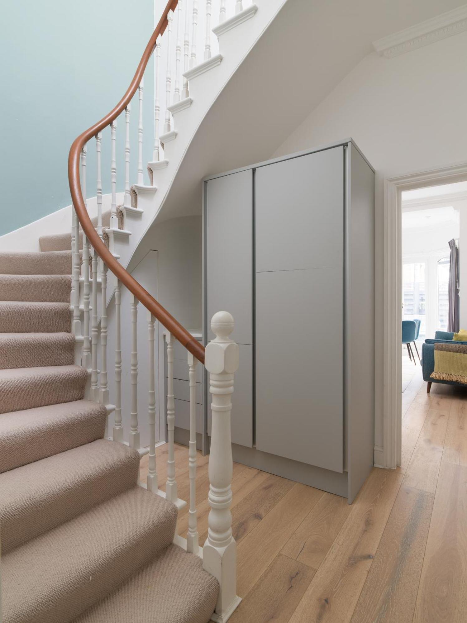 West End, Drury Lane, Modern 3 Bedroom Apt Apartment *