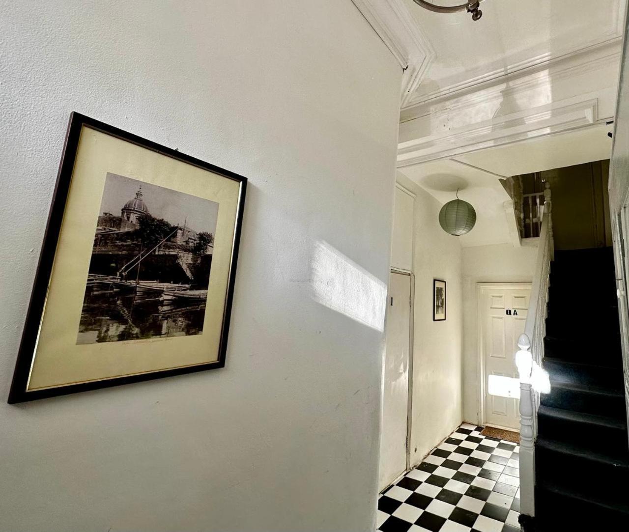 Apartment Ground Floor Sleeps 4, Zone 2 Close To Victoria Line London