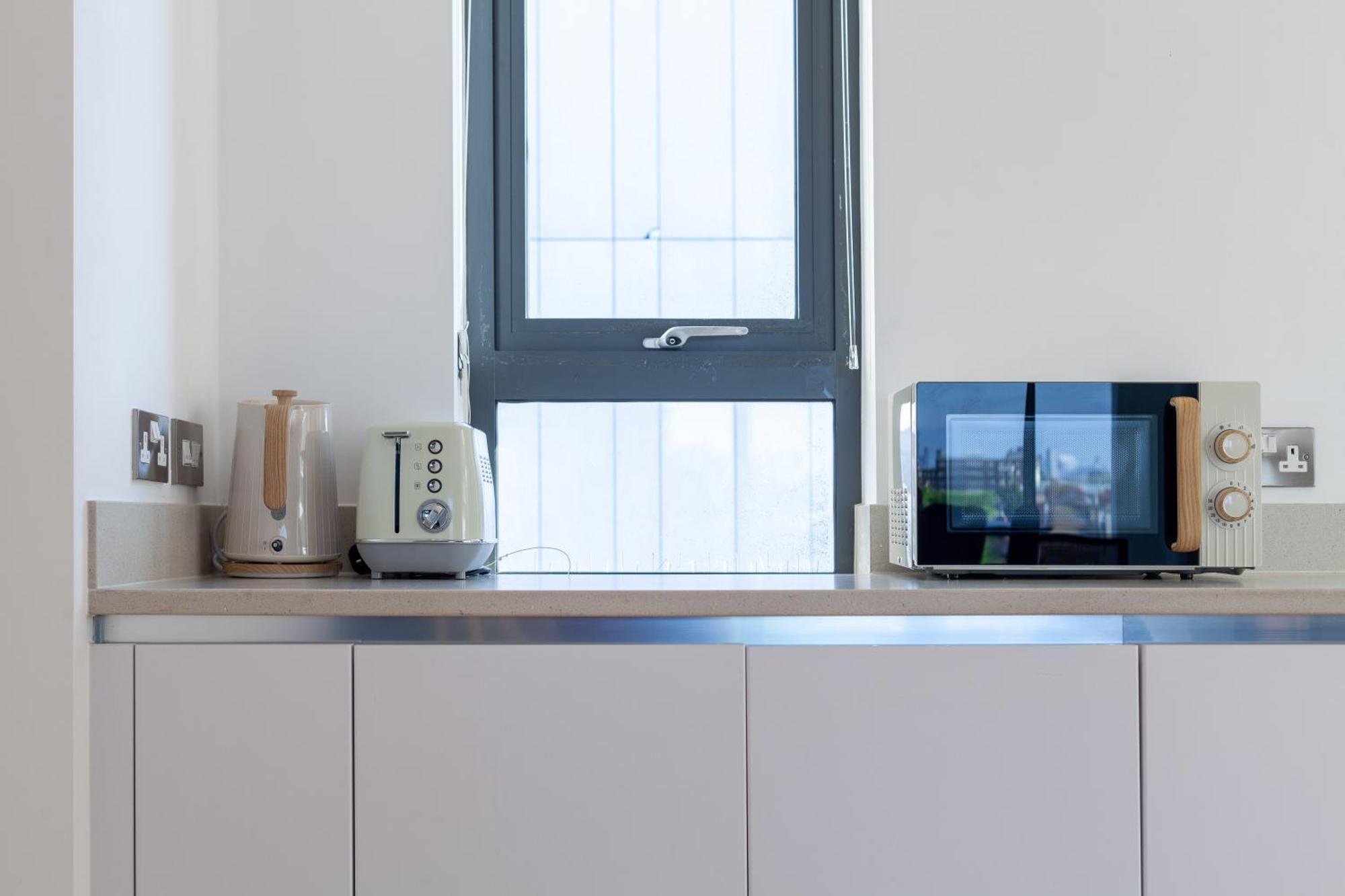 The Streatham Penthouse * London