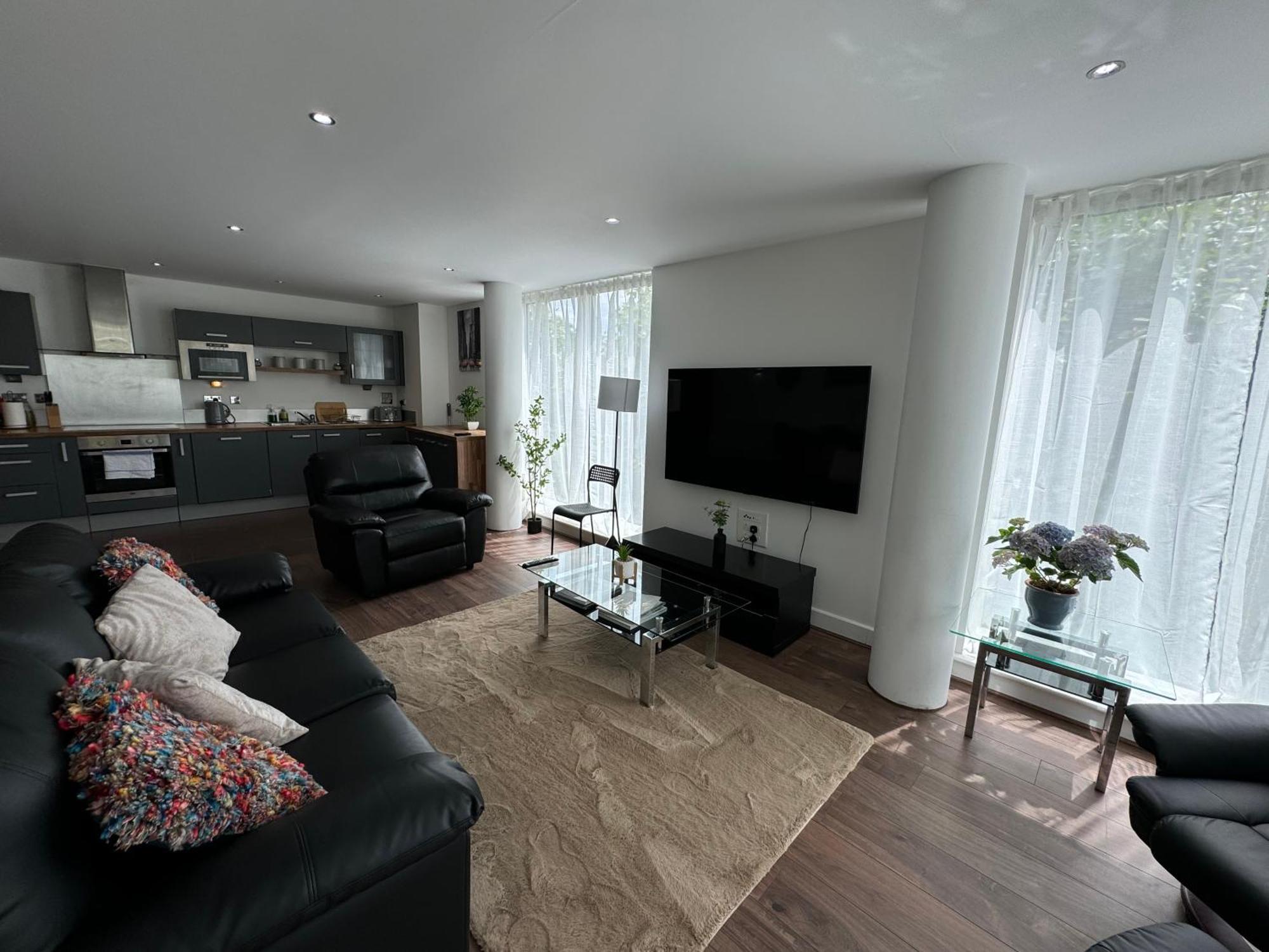 Luxury Dockview 3 Beds Excel Apartment London