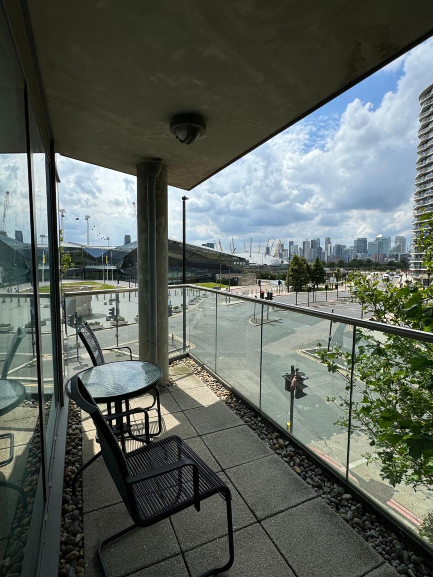 Luxury Dockview 3 Beds Excel Apartment *