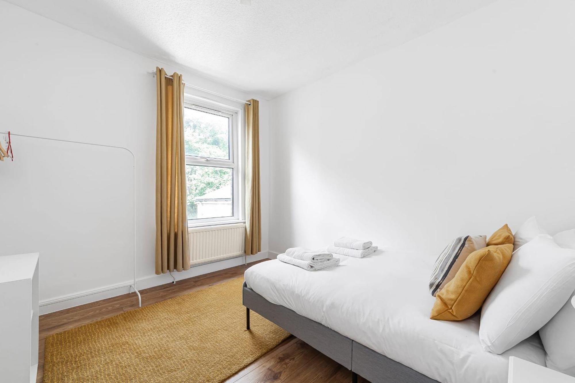 Holiday home Modern Victorian With Secret Garden London