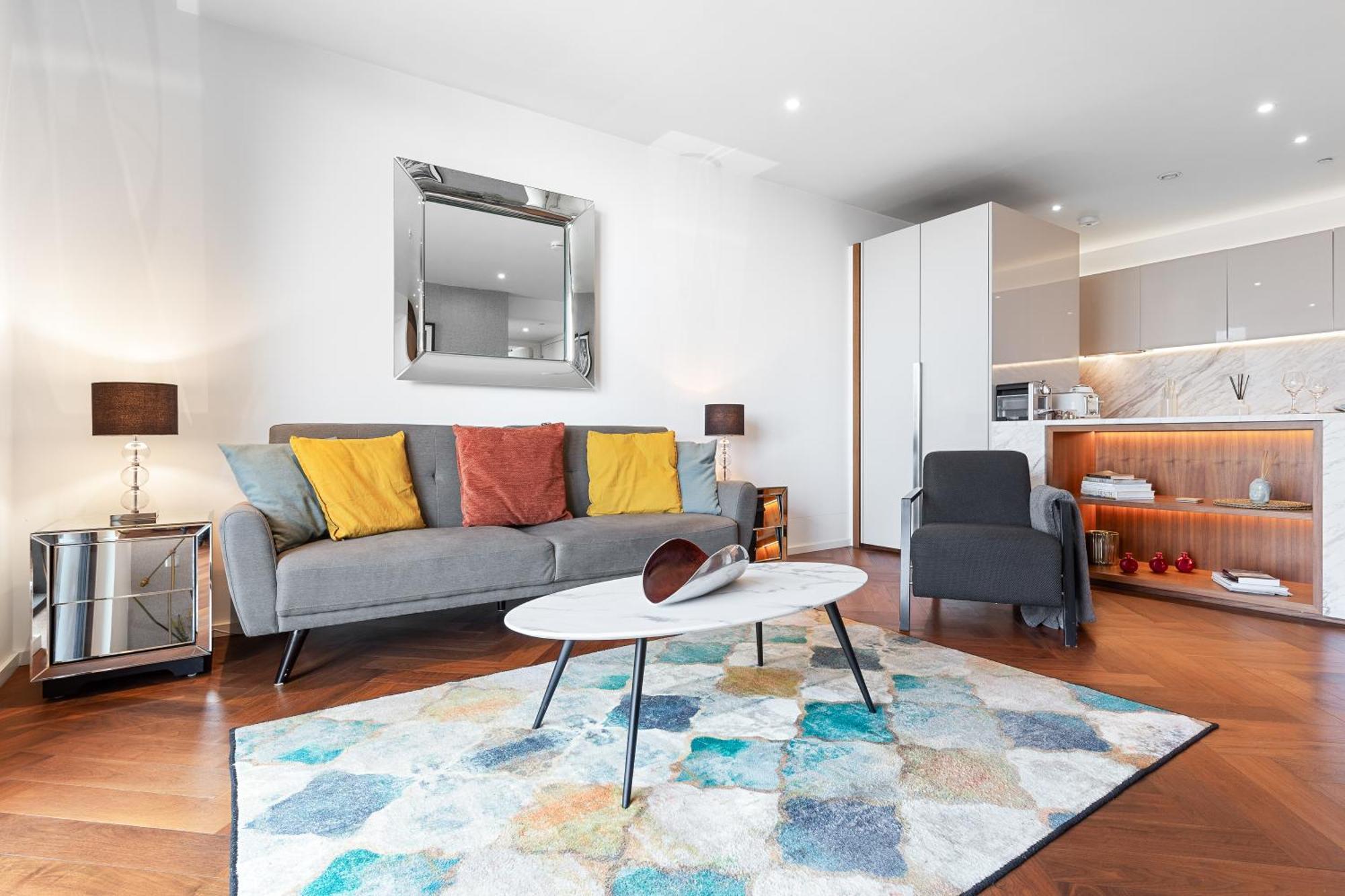 Spectacular Riverview Two Bedroom Luxury Designer Apartment-ac-parking-wifi-2 Bathrooms * Londen