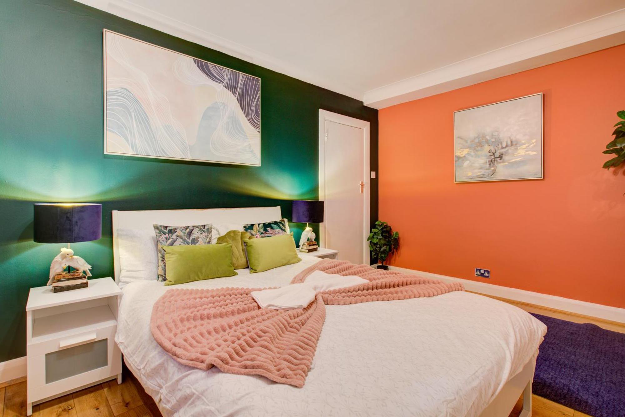 Appartement 2 Bedroom And Living Flat In Central Londen