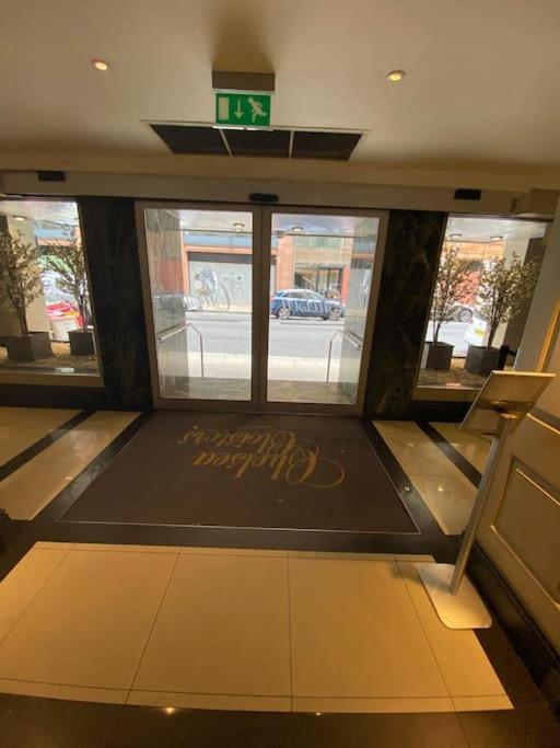 Stylish & Comfy Chelsea Haven Walk To Tube & Bus London