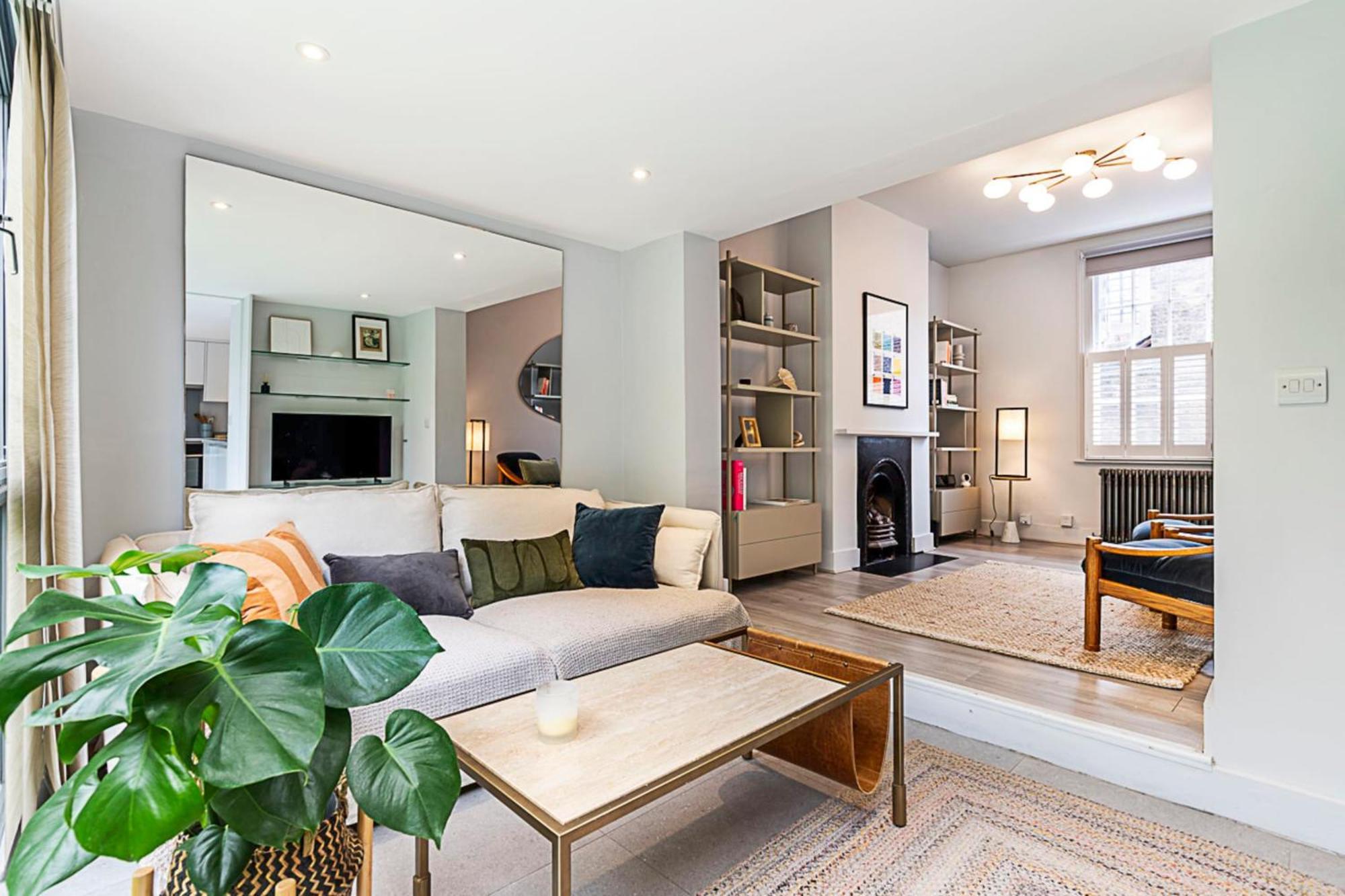Renovated Historic & Garden In Enclave Holiday home *