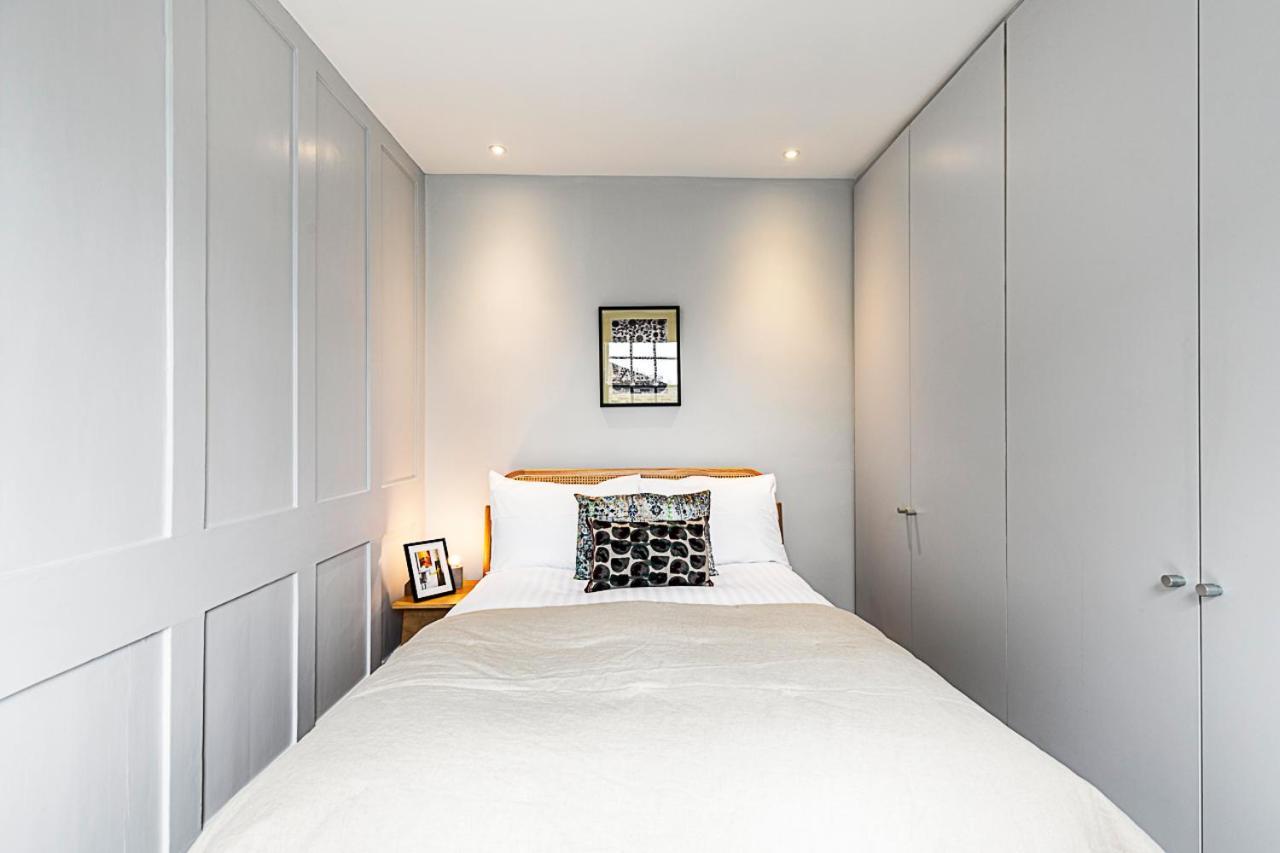 Renovated Historic & Garden In Enclave * London