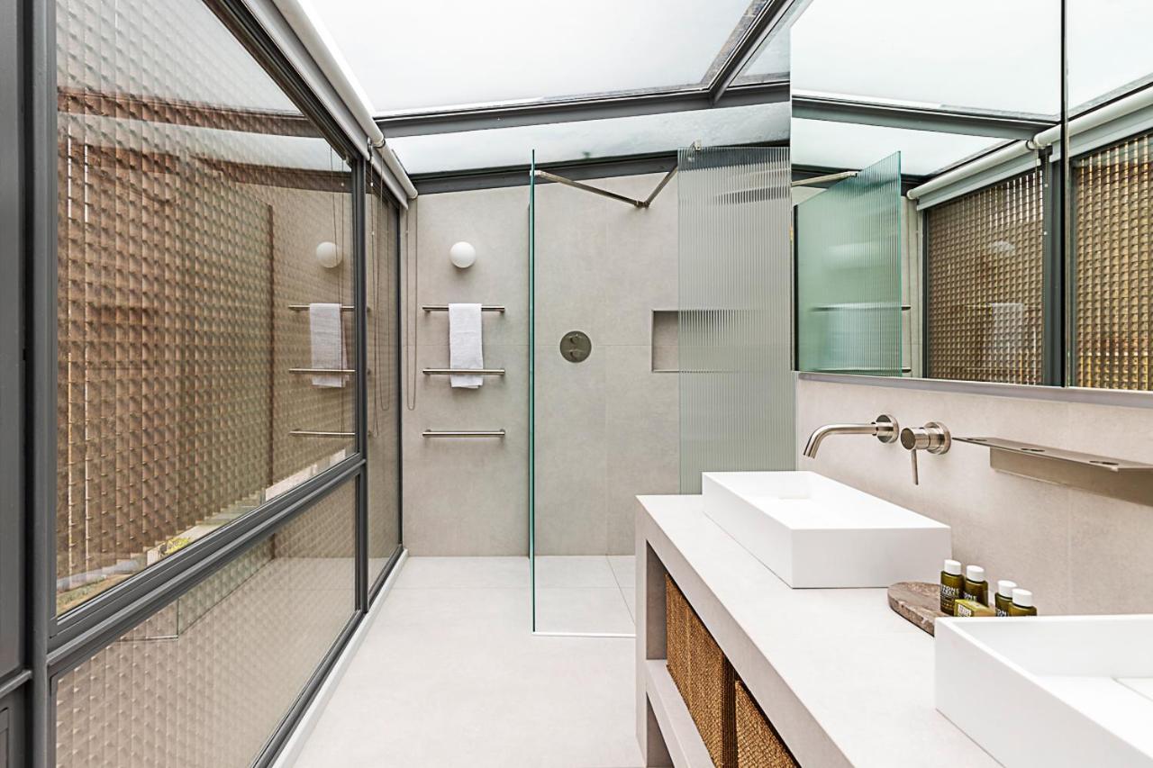 Renovated Historic & Garden In Enclave London