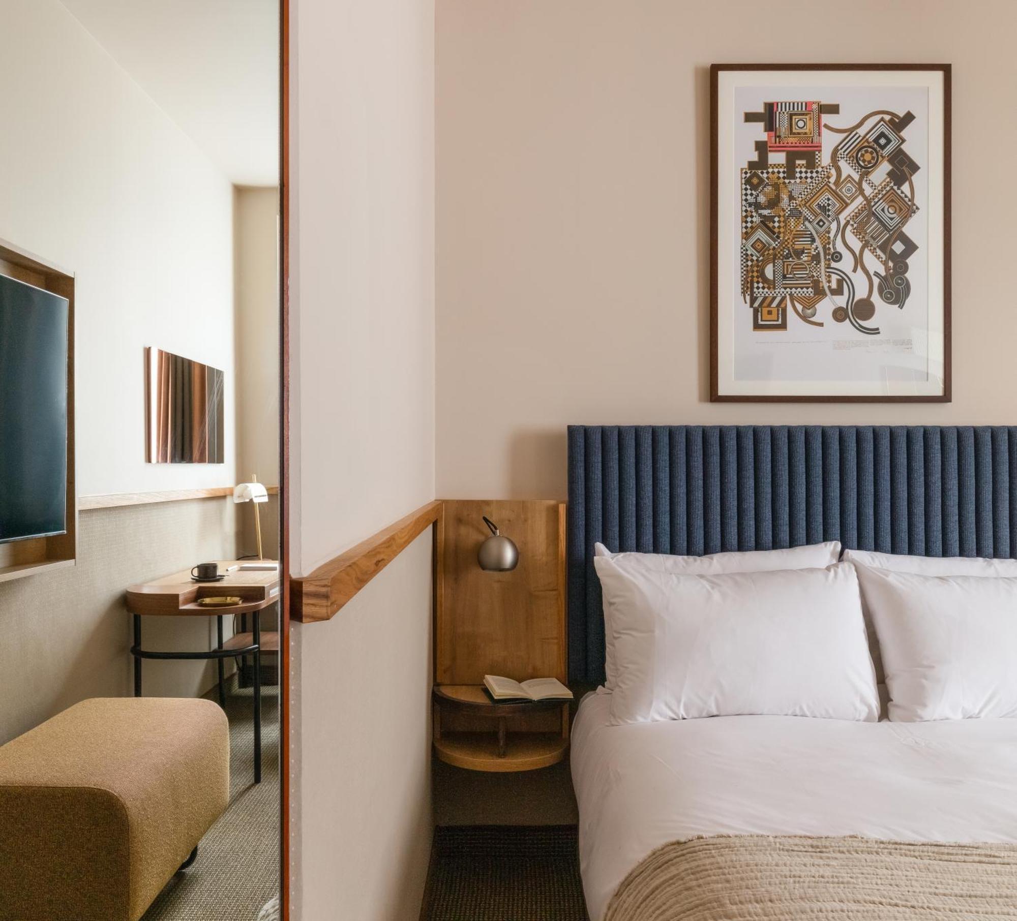 Club Quarters City, 4*