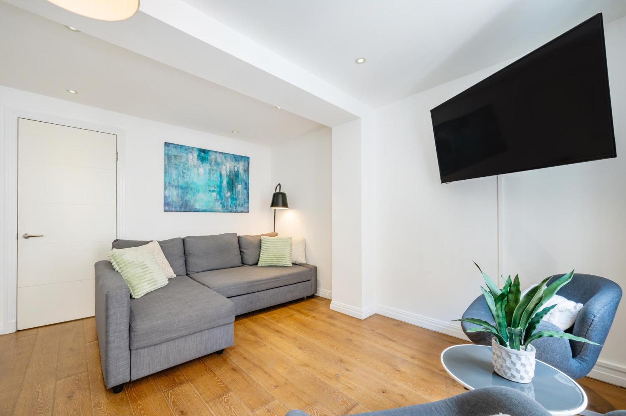 Welcome - The Piazza Apartment London