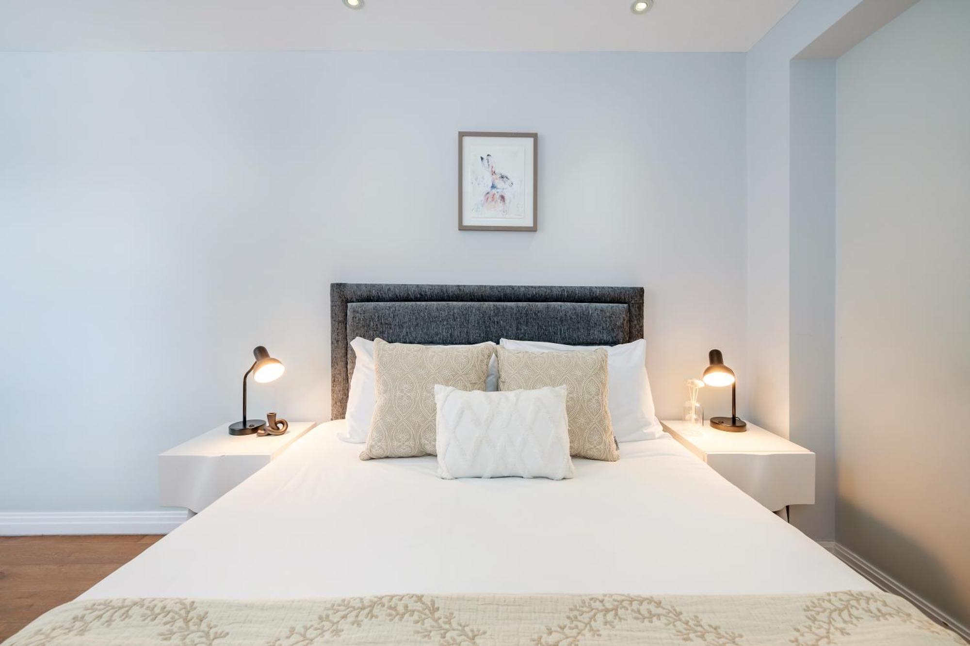 Welcome - The Piazza Apartment