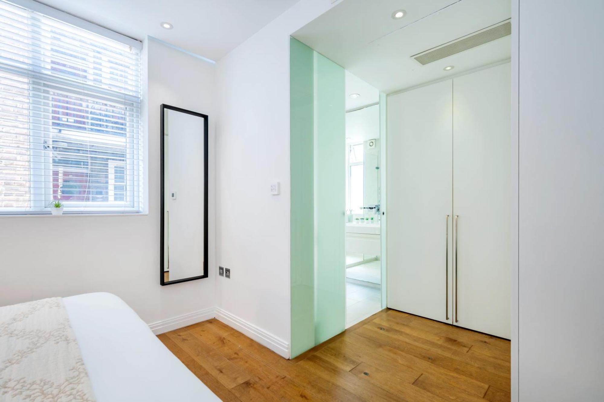 Welcome - The Piazza Apartment