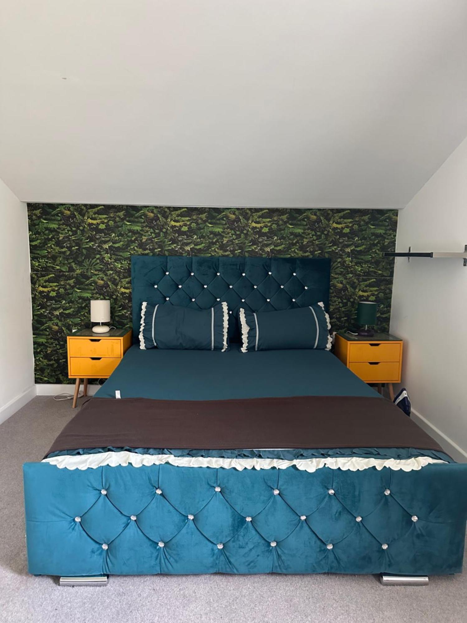 Uttsav Green - Affordable Zone 3 - Accessible Public Transport * Londen