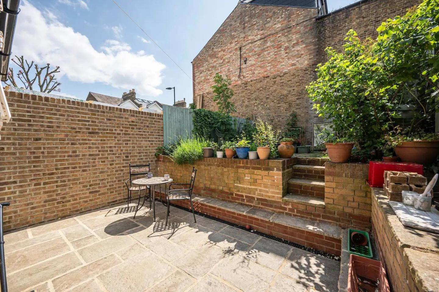 Pass The Keys Large Period House With Garden Near Peckham Holiday home London