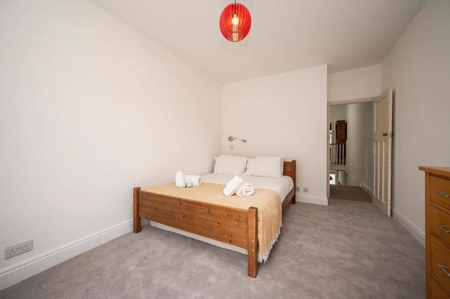 Pass The Keys Large Period House With Garden Near Peckham Holiday home *