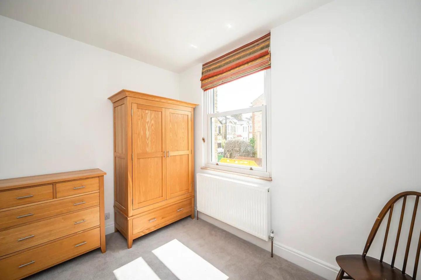 Holiday home Pass The Keys Large Period House With Garden Near Peckham *