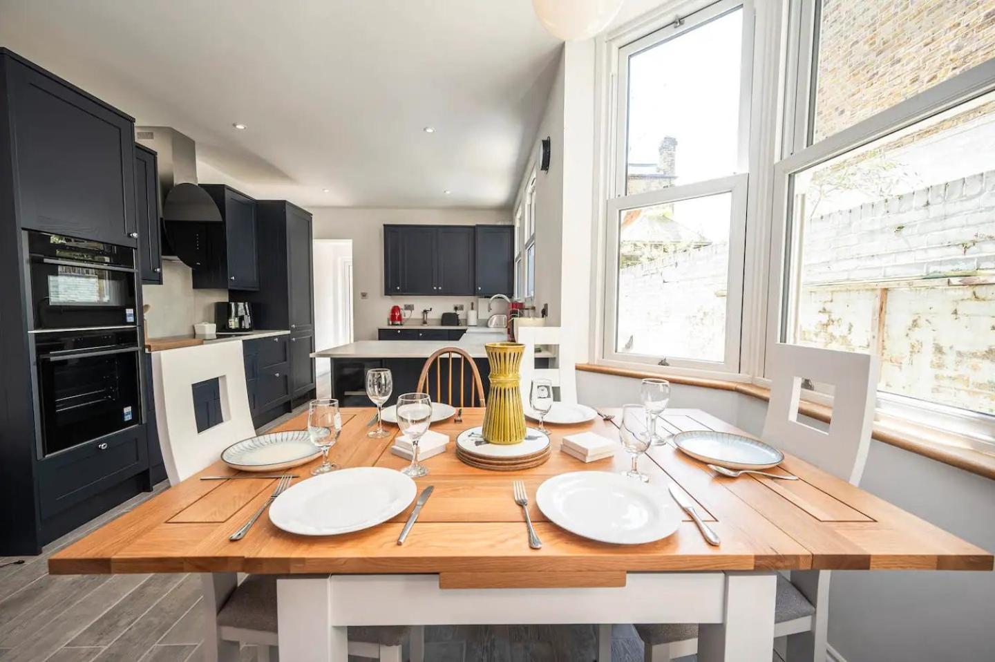 Pass The Keys Large Period House With Garden Near Peckham Holiday home *