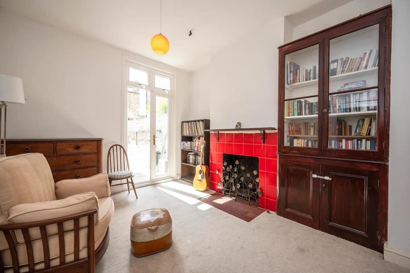 Pass The Keys Large Period House With Garden Near Peckham *