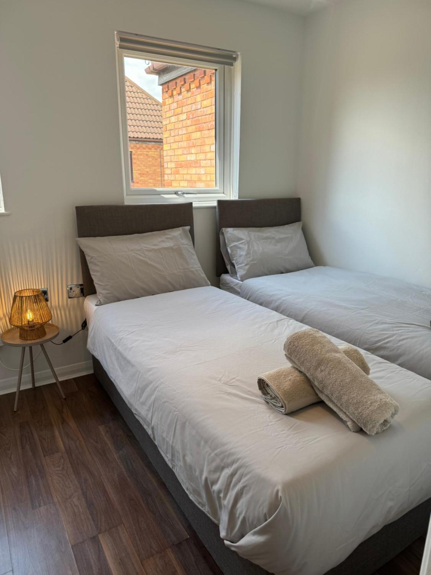 Beckton With Free Parking Apartment London