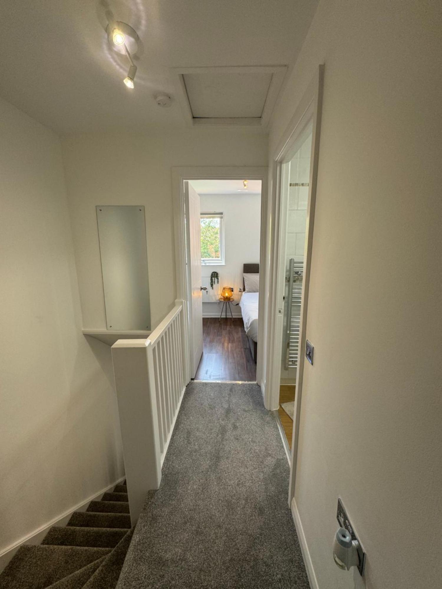 Apartment Beckton With Free Parking