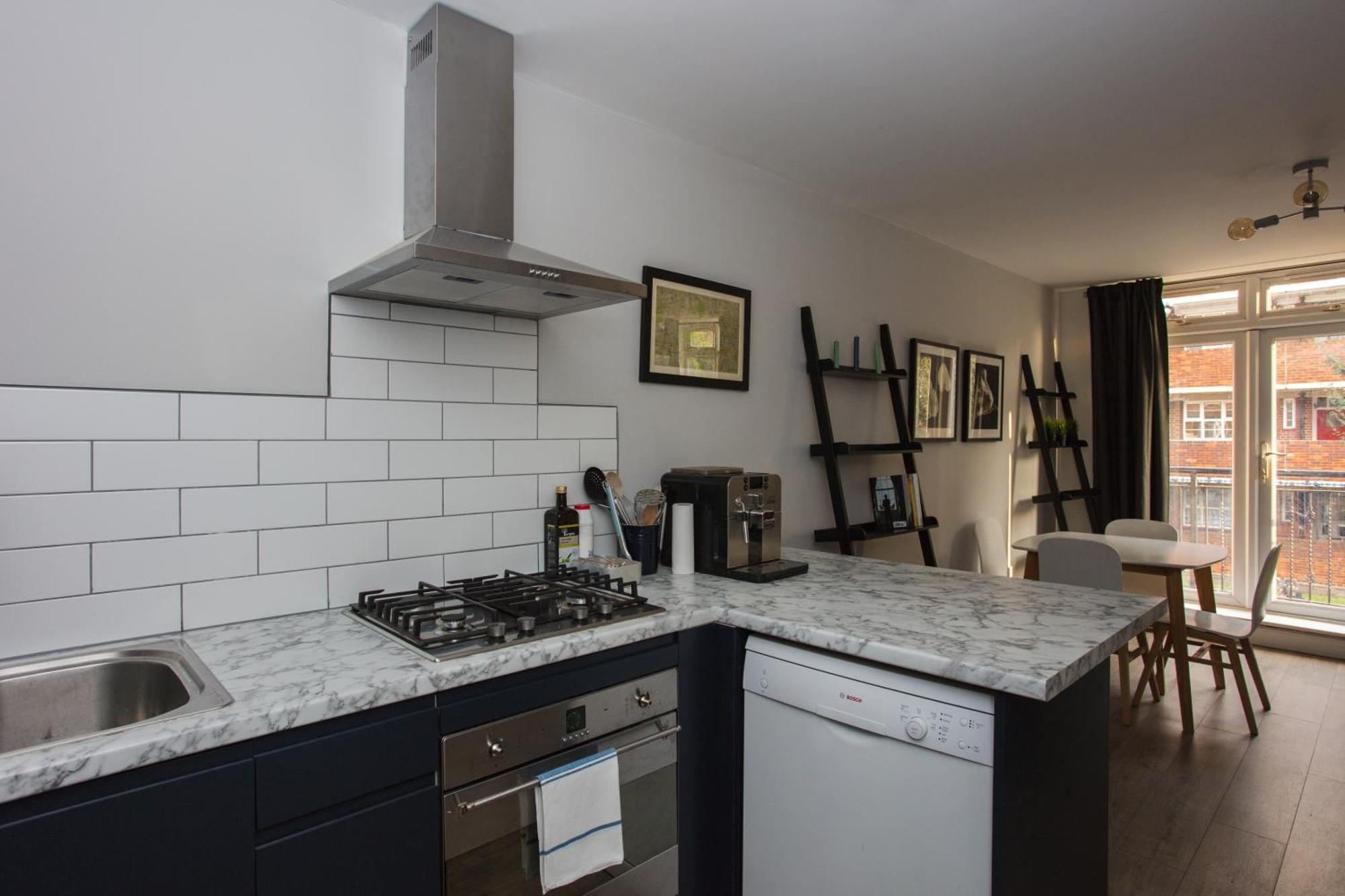 Lovely 2 Bedroom Flat Near Whitechapel Station Appartement Londen