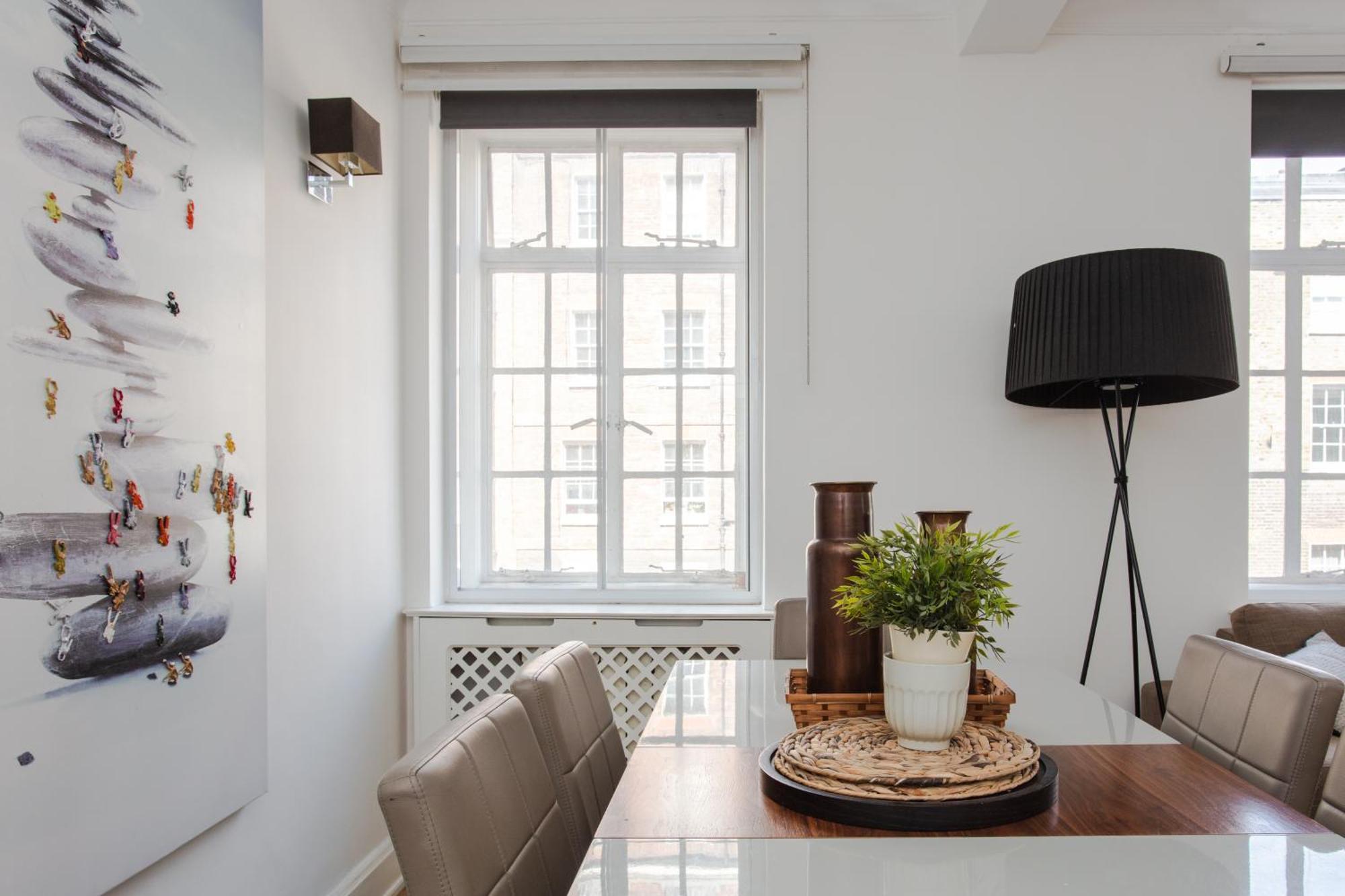 Modern 2 Bedroom In Marble Arch Apartment *