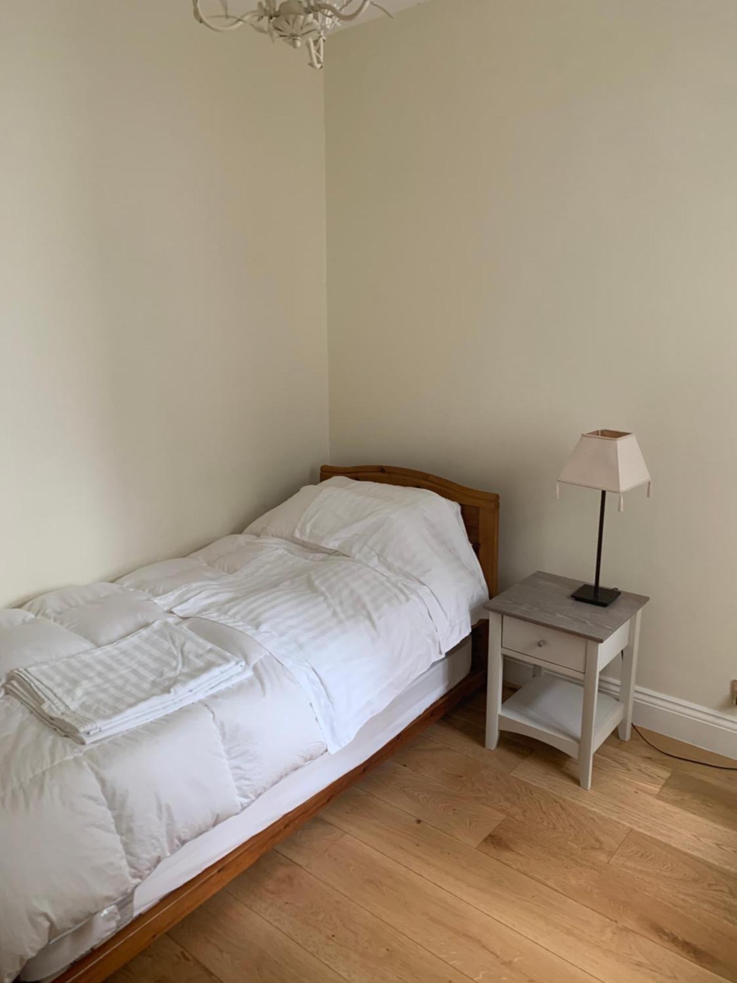 Spacious And 3 Bedroom House In Paddington Apartment London