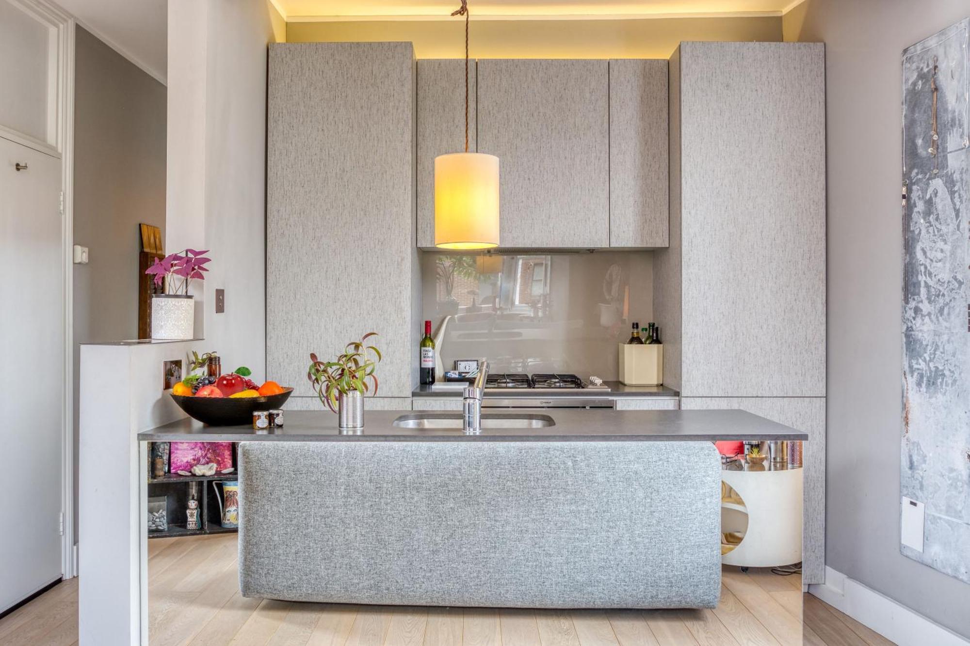 Beautiful And Airy 1 Bedroom Flat - West Apartment
