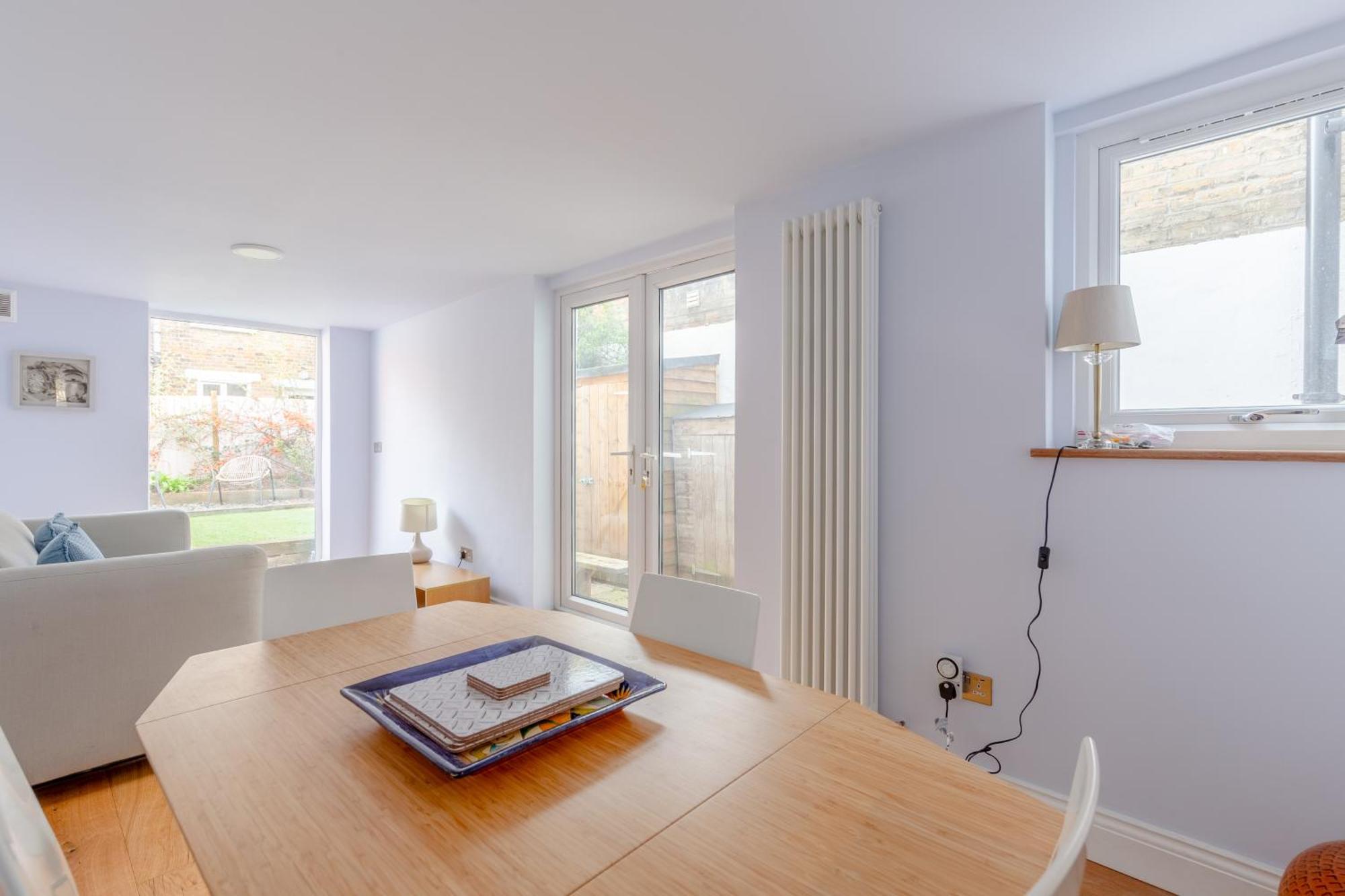 Tranquil 1 Bedroom Flat In Peckham * Londen