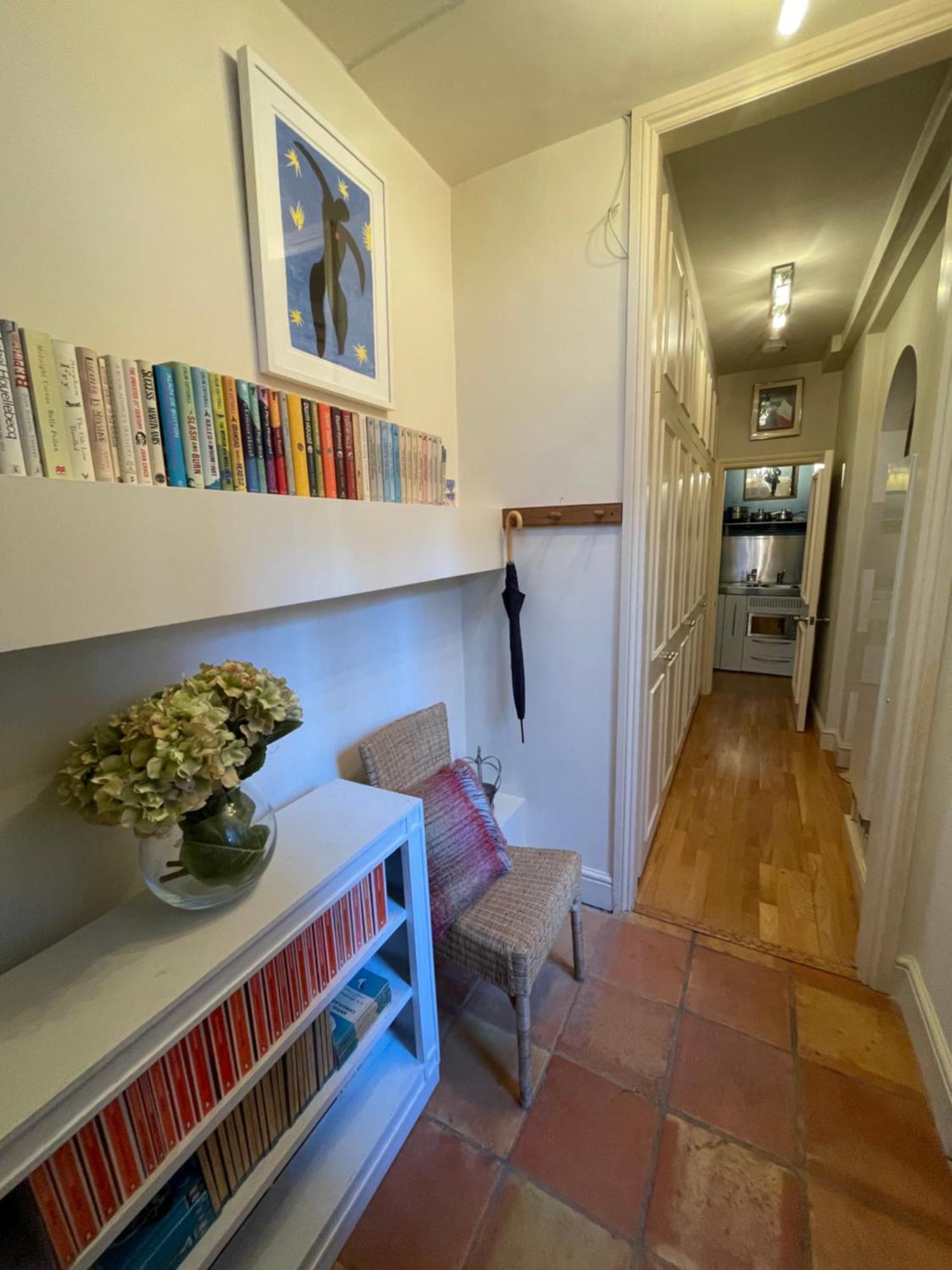 Quaint And Flat - Chelsea
