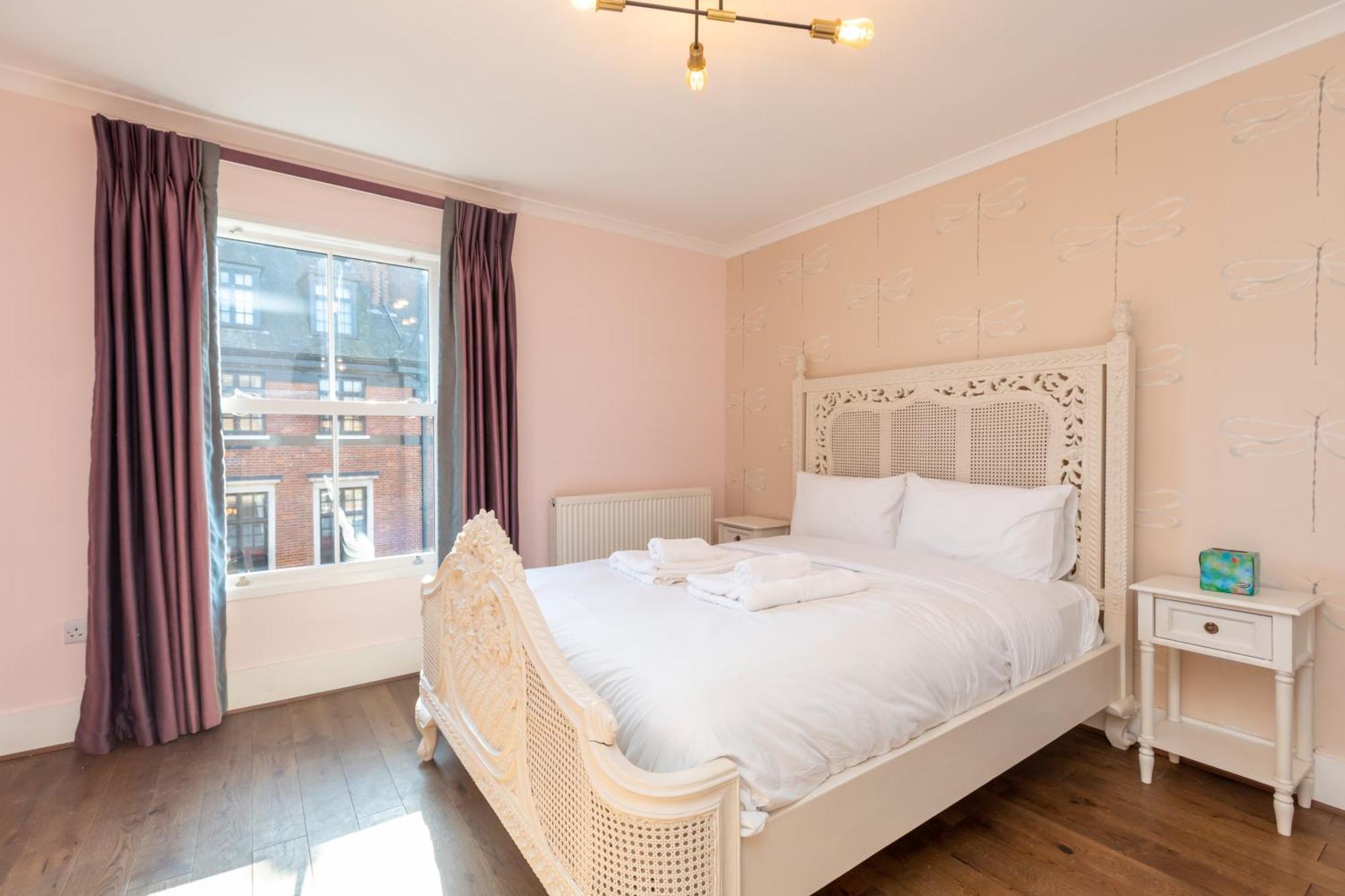 Spacious & Pristine 2bd Flat - Balham Apartment *