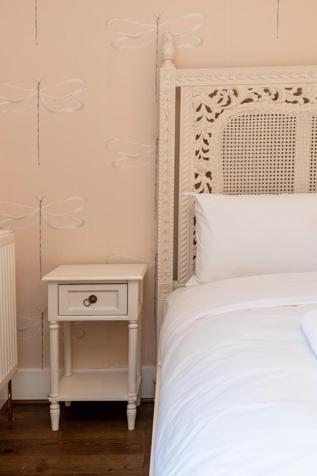 Spacious & Pristine 2bd Flat - Balham London